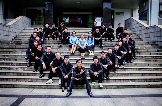 bd91bd60d3d4e03edb0a180084cfea25.jpg